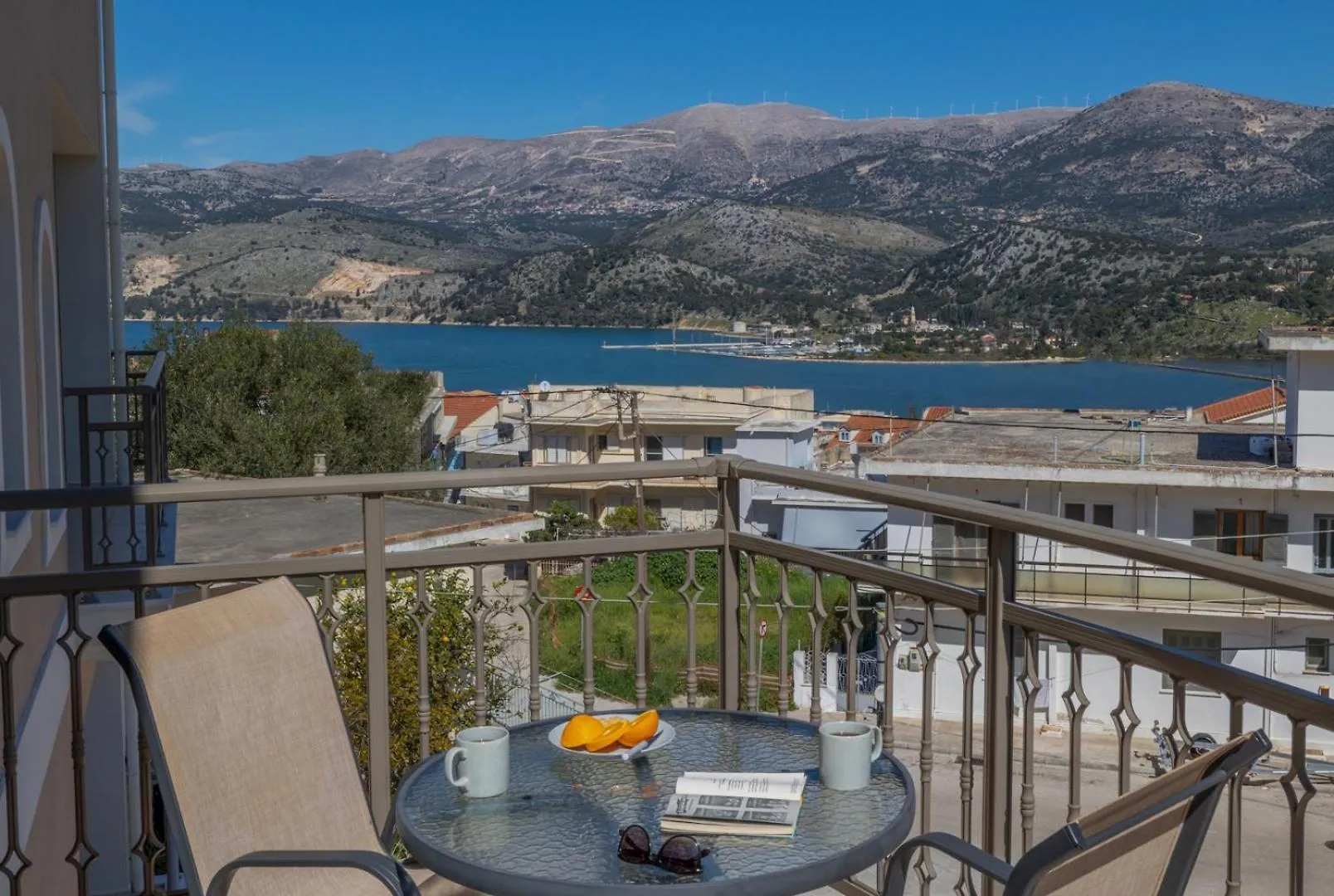 Fanis Elegant Argostoli Great View Apartment  Argostoli (Kefalonia)